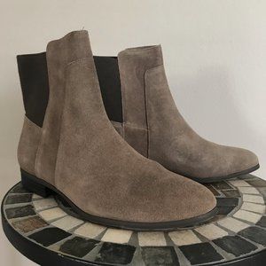 NEW Calvin Klein Suede Ankle Boots in Taupe, size 8.5M